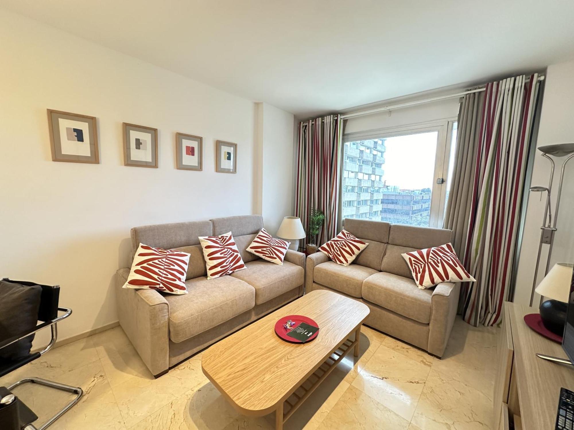 Estupendo Apartamento Junto A Plaza De Espana Sevilla Bagian luar foto